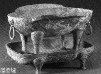 Legged Ear Bowl on Wine Heater, Qin Dynasty